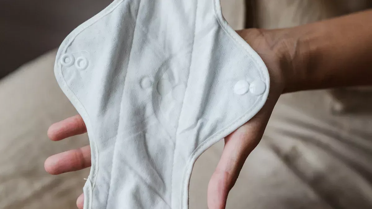 Como impedir o xixi de sair da fralda?